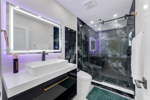 Купить виллу или дом в Майами, Флорида 4 спальни, 227.61м2, № 2034551 - фото 8