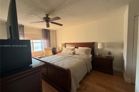 Condominio en venta en Sunrise, Florida, 1 dormitorio, 78.97 m2 № 2053179 - foto 27