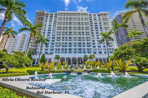 Condominio en alquiler en Bal Harbour, Florida, 2 dormitorios, 128.95 m2 № 1930549 - foto 21