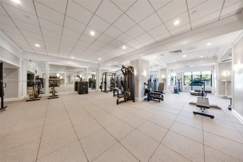 Condominio en alquiler en Bal Harbour, Florida, 2 dormitorios, 128.95 m2 № 1930549 - foto 13