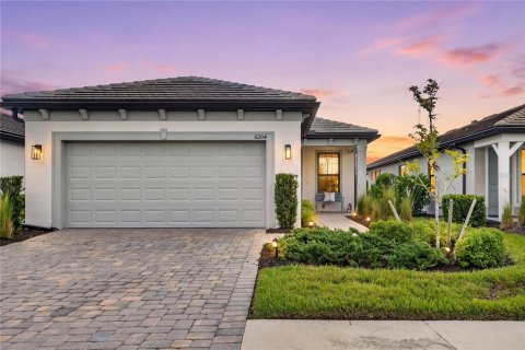 House in Nokomis, Florida 2 bedrooms, 130.53 sq.m. № 2355750