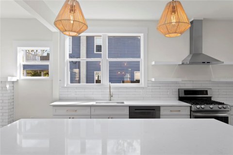 Купить виллу или дом в Тампа, Флорида 3 комнаты, 133.5м2, № 1432104 - фото 10