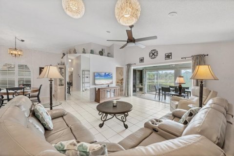 Casa en venta en Port Charlotte, Florida, 2 dormitorios, 141.95 m2 № 1539141 - foto 8