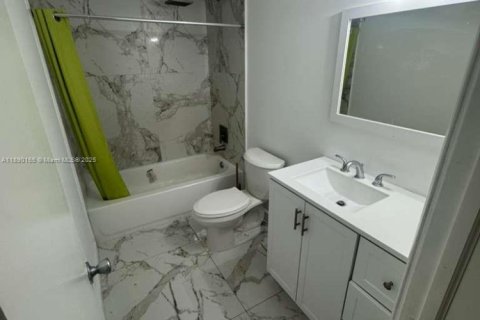 Copropriété à vendre à Miami, Floride: 2 chambres, 96.71 m2 № 1939315 - photo 8