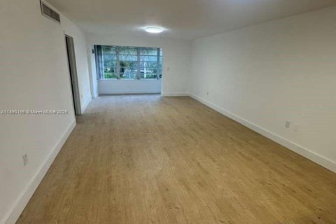 Copropriété à vendre à Miami, Floride: 2 chambres, 96.71 m2 № 1939315 - photo 3