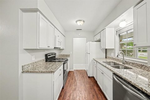 Villa ou maison à vendre à Altamonte Springs, Floride: 3 chambres, 111.48 m2 № 2107428 - photo 6
