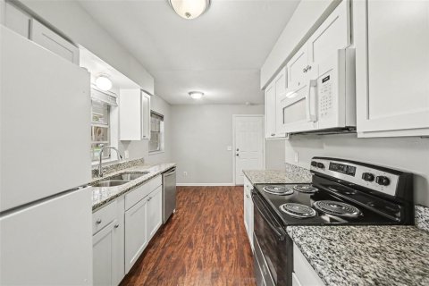 Villa ou maison à vendre à Altamonte Springs, Floride: 3 chambres, 111.48 m2 № 2107428 - photo 7