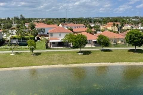 Condo in Miami, Florida, 2 bedrooms  № 1753570 - photo 13