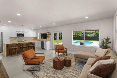 Casa en venta en Miami, Florida, 4 dormitorios, 191.84 m2 № 2176630 - foto 17