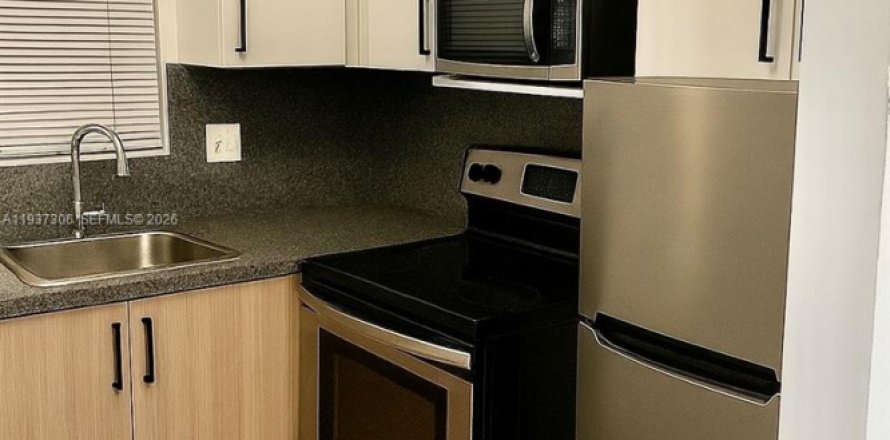 Condo à Miami, Floride, 1 chambre  № 1995155