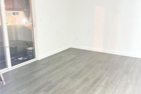 Copropriété à louer à Miami, Floride: 1 chambre, 52.03 m2 № 1995155 - photo 4