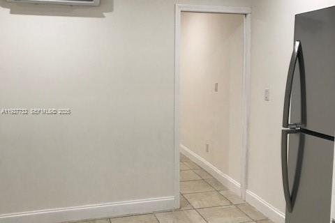 Снять в аренду коммерческую недвижимость в Майами, Флорида 1 спальня, 48.77м2, № 1988015 - фото 5