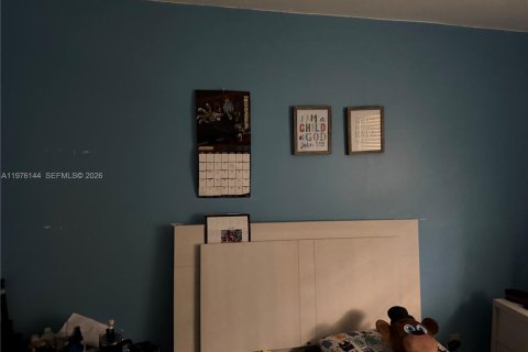 Condo in Miami, Florida, 3 bedrooms  № 2040472 - photo 6