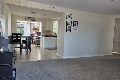 Casa en alquiler en Holiday, Florida, 3 dormitorios, 104.24 m2 № 2092942 - foto 5