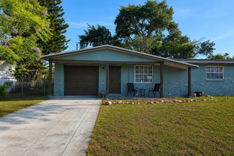 Casa en Holiday, Florida 3 dormitorios, 104.24 m2 № 2092942