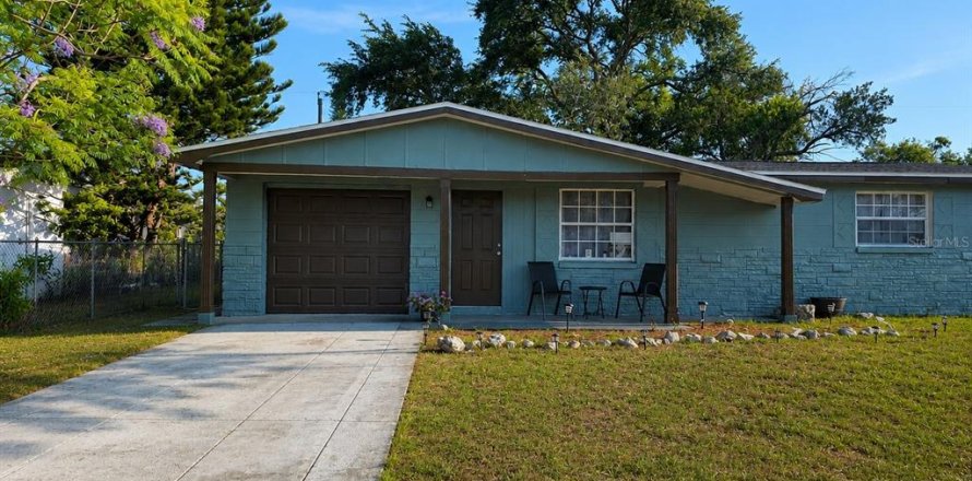 Casa en Holiday, Florida 3 dormitorios, 104.24 m2 № 2092942