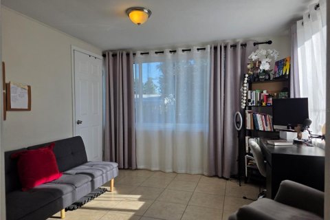 Casa en alquiler en Holiday, Florida, 3 dormitorios, 104.24 m2 № 2092942 - foto 7