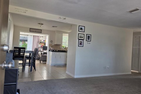 Casa en alquiler en Holiday, Florida, 3 dormitorios, 104.24 m2 № 2092942 - foto 4