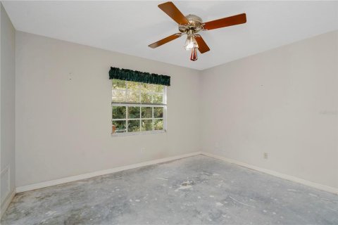 House in Lutz, Florida 3 bedrooms, 232.63 sq.m. № 2111524 - photo 19