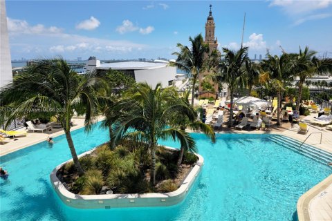 Condo in Miami, Florida  № 1864893 - photo 15