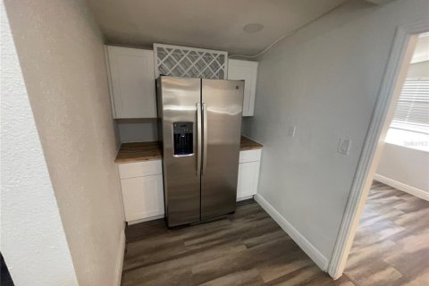 Casa en venta en Saint Petersburg, Florida, 2 dormitorios, 98.66 m2 № 1515775 - foto 6