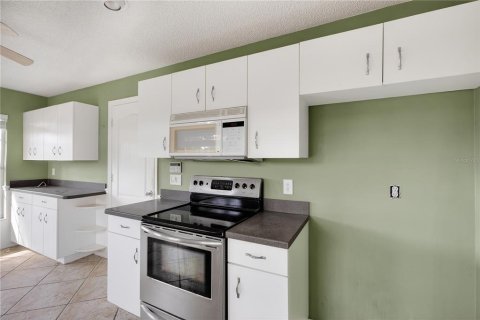 Villa ou maison à vendre à Venice, Floride: 2 chambres, 169.36 m2 № 2141554 - photo 15