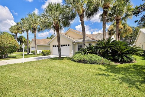 Villa ou maison à vendre à Venice, Floride: 2 chambres, 169.36 m2 № 2141554 - photo 3