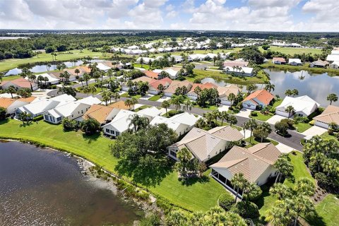 Villa ou maison à vendre à Venice, Floride: 2 chambres, 169.36 m2 № 2141554 - photo 9