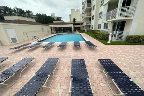 Copropriété à louer à South Palm Beach, Floride: 2 chambres, 91.32 m2 № 2173774 - photo 16