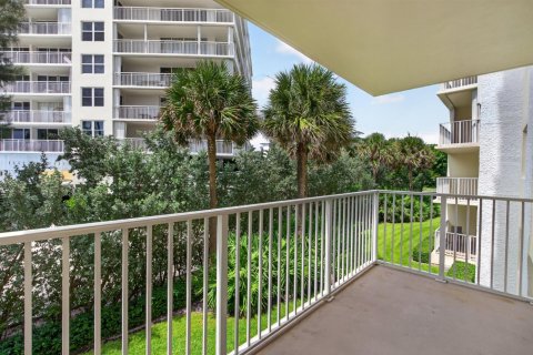 Copropriété à louer à South Palm Beach, Floride: 2 chambres, 91.32 m2 № 2173774 - photo 29