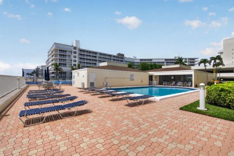 Copropriété à louer à South Palm Beach, Floride: 2 chambres, 91.32 m2 № 2173774 - photo 28