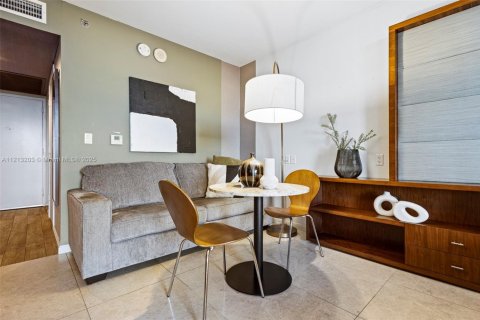 Condominio en alquiler en Miami, Florida, 41.71 m2 № 2060033 - foto 10