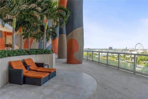 Condominio en alquiler en Miami, Florida, 41.71 m2 № 2060033 - foto 25