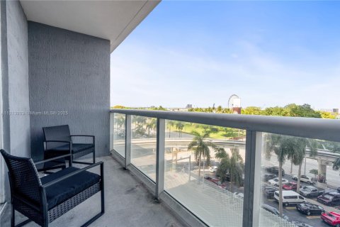 Condominio en alquiler en Miami, Florida, 41.71 m2 № 2060033 - foto 8