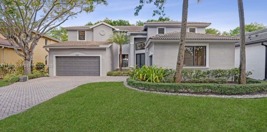 Casa en Weston, Florida 5 dormitorios, 313.82 m2 № 2045297