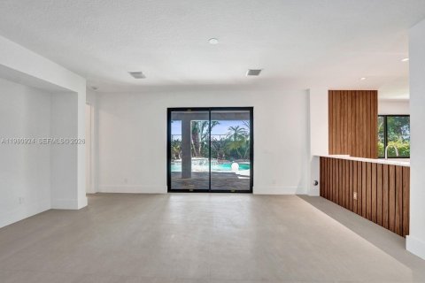 Casa en alquiler en Weston, Florida, 5 dormitorios, 313.82 m2 № 2045297 - foto 25