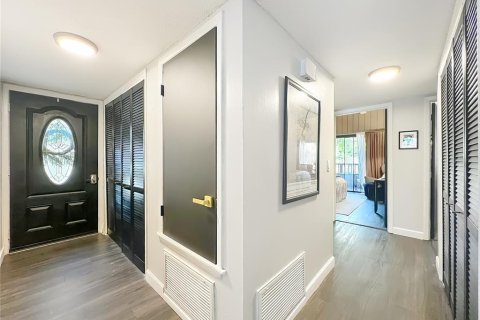 Condominio en venta en Longwood, Florida, 2 dormitorios, 148.55 m2 № 2148823 - foto 3