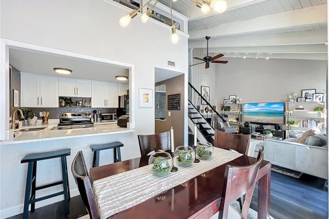 Condominio en venta en Longwood, Florida, 2 dormitorios, 148.55 m2 № 2148823 - foto 17