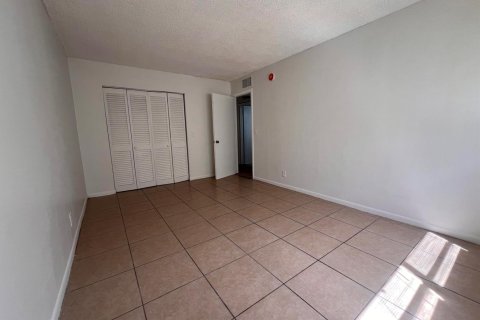 Copropriété à louer à Delray Beach, Floride: 2 chambres, 72.19 m2 № 2346838 - photo 15