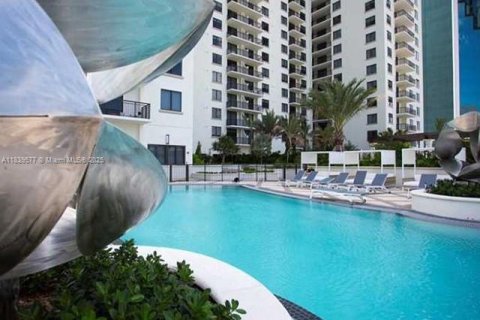 Condominio en venta en Miami, Florida, 1 dormitorio, 76.09 m2 № 1830712 - foto 24
