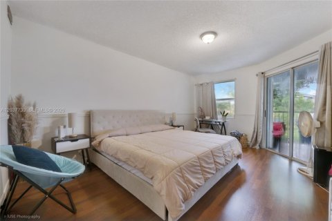Condo in Homestead, Florida, 3 bedrooms  № 2087097 - photo 12