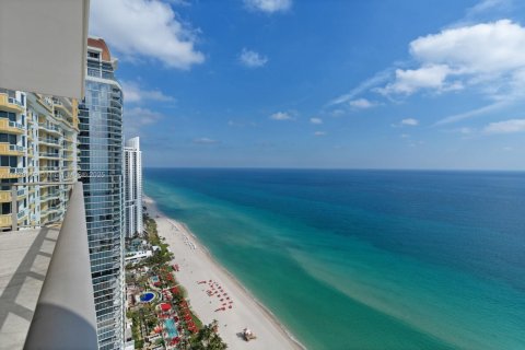 Condo in Sunny Isles Beach, Florida, 4 bedrooms  № 1811256 - photo 8