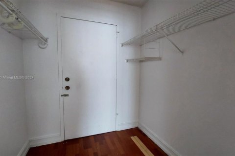 Купить кондоминиум в Авентура, Флорида 2 спальни, 120.77м2, № 1694133 - фото 14