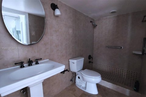 Купить кондоминиум в Авентура, Флорида 2 спальни, 120.77м2, № 1694133 - фото 13