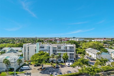 Condominio en venta en Lauderhill, Florida, 1 dormitorio, 74.32 m2 № 2034188 - foto 14