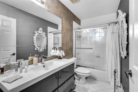 Villa ou maison à vendre à Doral, Floride: 4 chambres, 188.41 m2 № 2044858 - photo 21