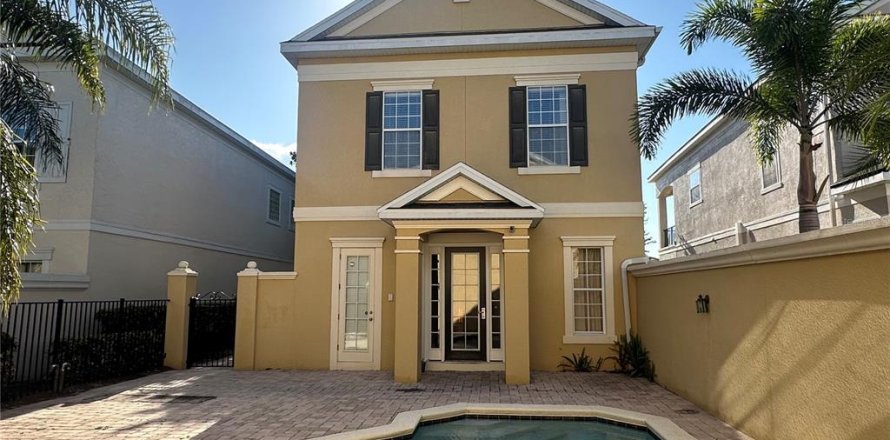 Casa en Four Corners, Florida 4 dormitorios, 267.09 m2 № 1805483