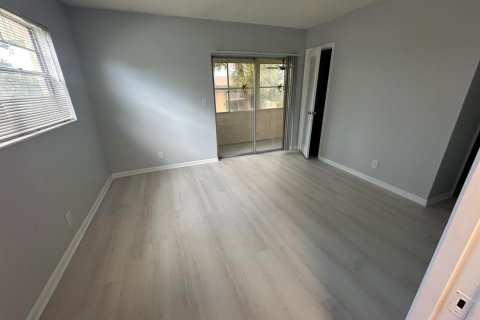 Condo in West Palm Beach, Florida, 1 bedroom  № 2242298 - photo 6