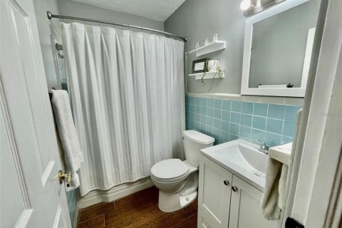Снять в аренду виллу или дом в Лейк-Альфред, Флорида 4 комнаты, 132.85м2, № 1808952 - фото 4