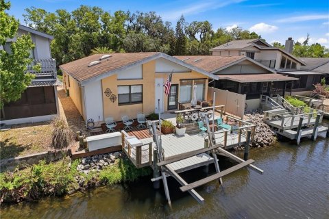 House in Homosassa, Florida 2 bedrooms, 126.53 sq.m. № 2209052 - photo 3